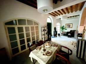 Traditional House in the Old City - By Platform 357